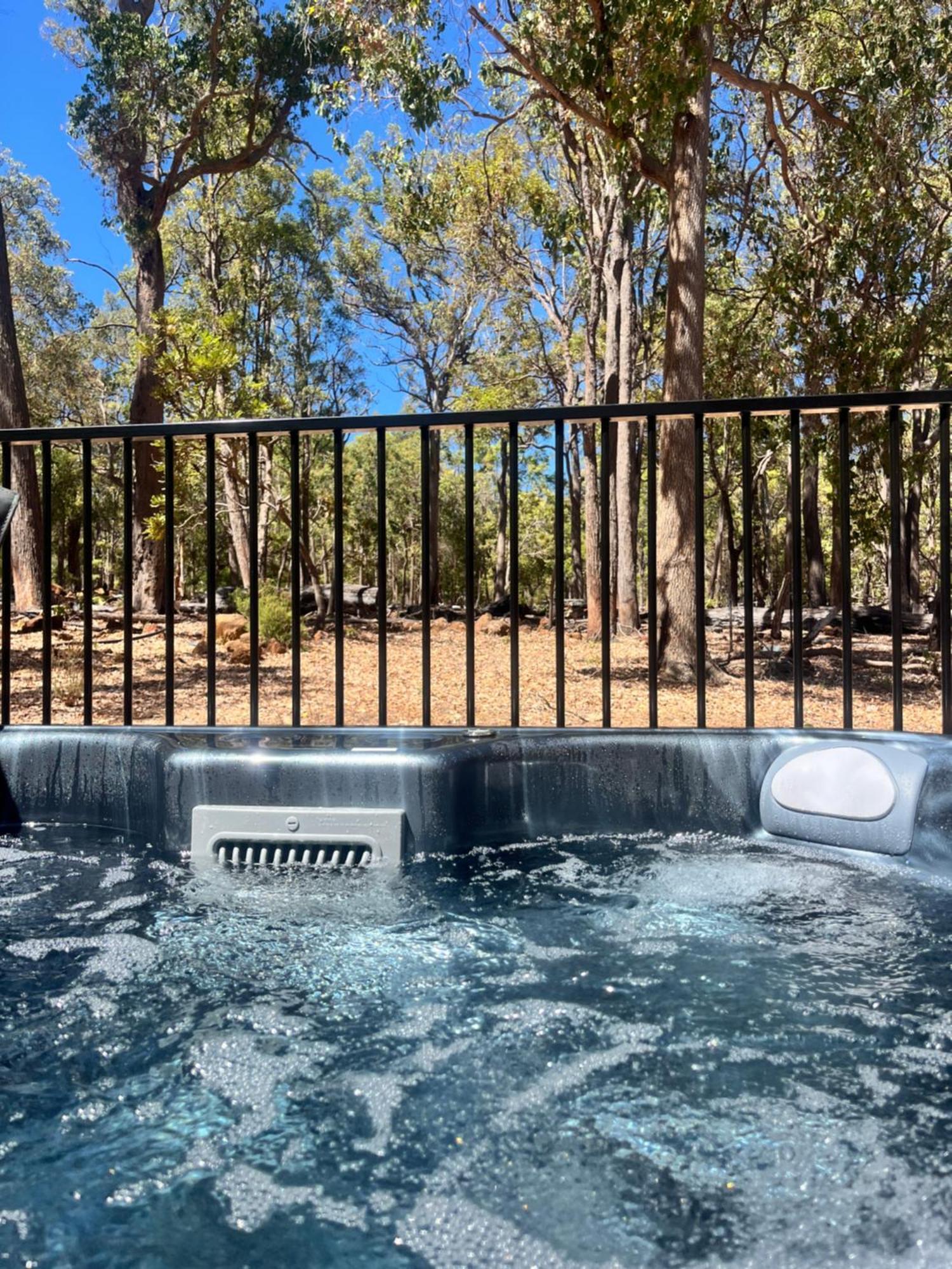 Jarrah Glen Cabins Nannup Exterior foto